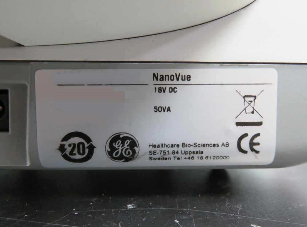 Photo Used GE HEALTHCARE LIFE SCIENCES / AMERSHAM NanoVue For Sale