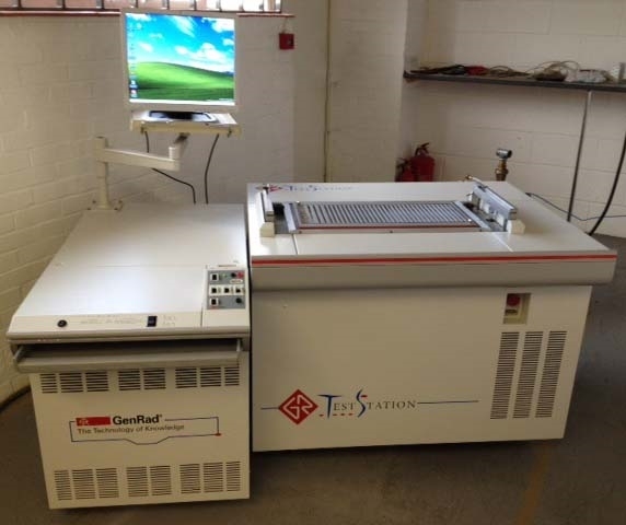 Photo Used GENRAD / TERADYNE TS 121 For Sale