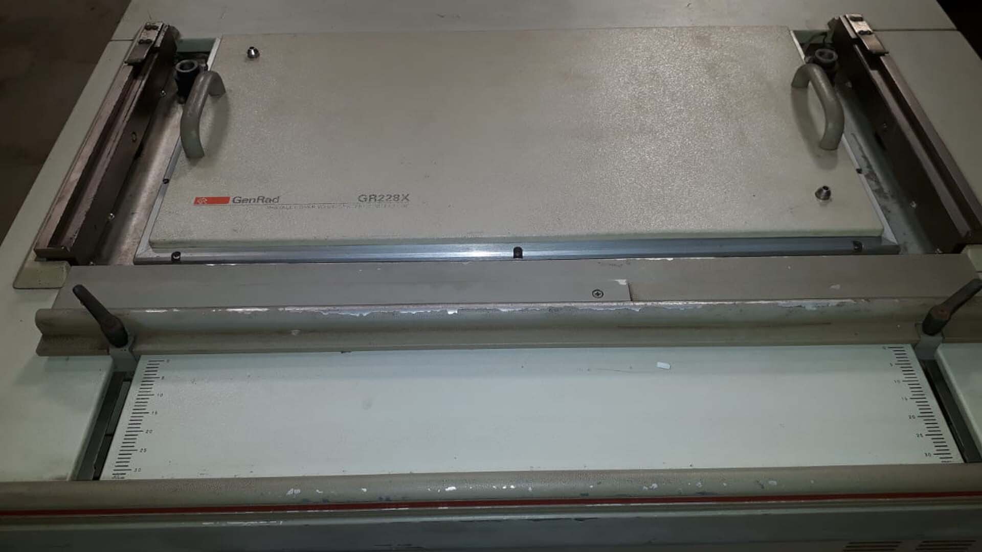 Photo Used GENRAD GR 228X For Sale