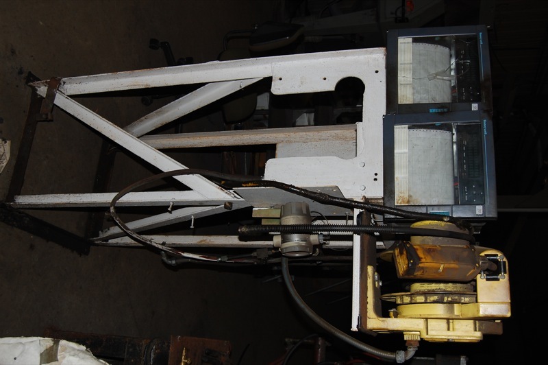 Photo Used GFP / RODGERS Vertical Wheel Press For Sale
