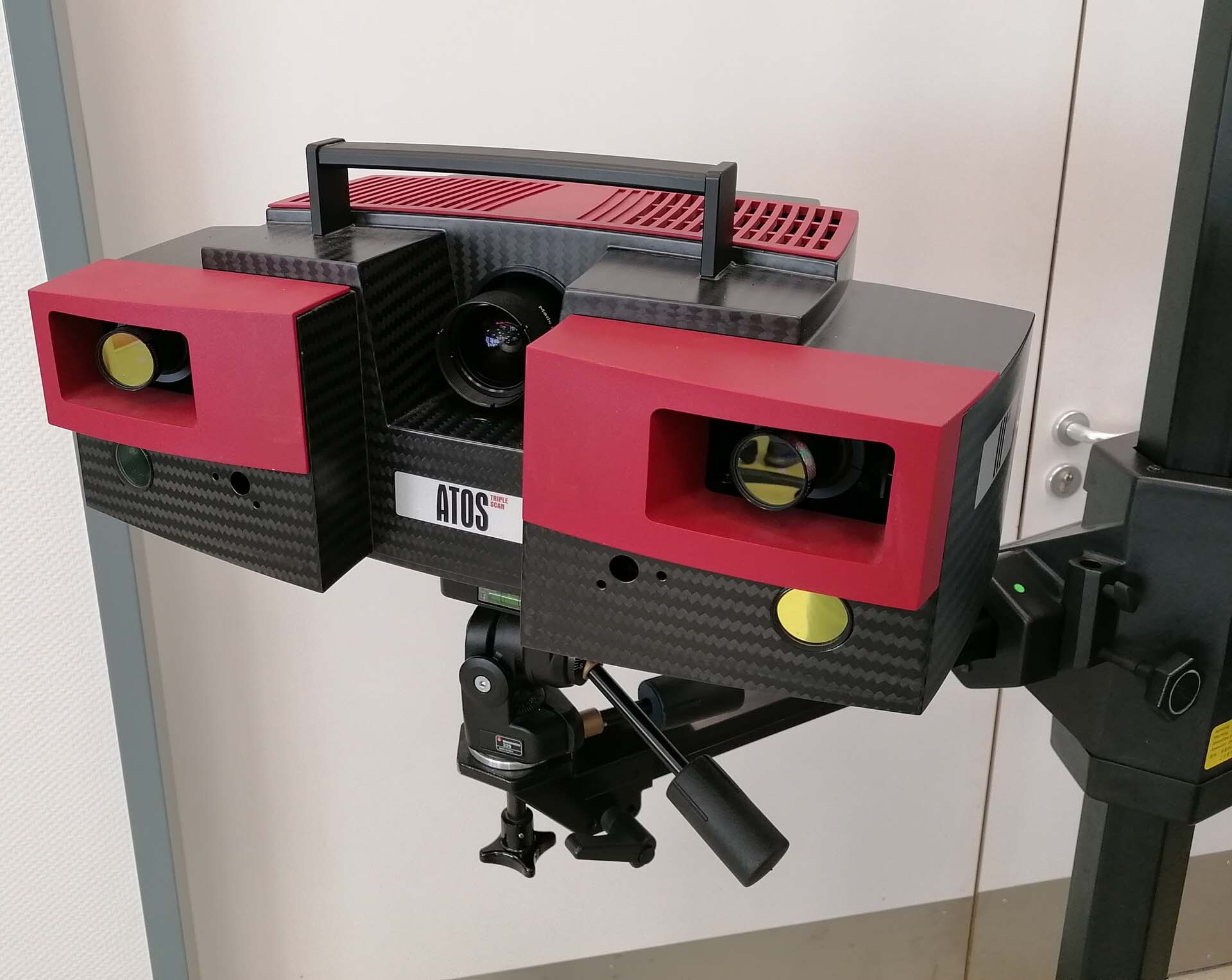 图为 已使用的 GOM ATOS III Triple Scan 待售