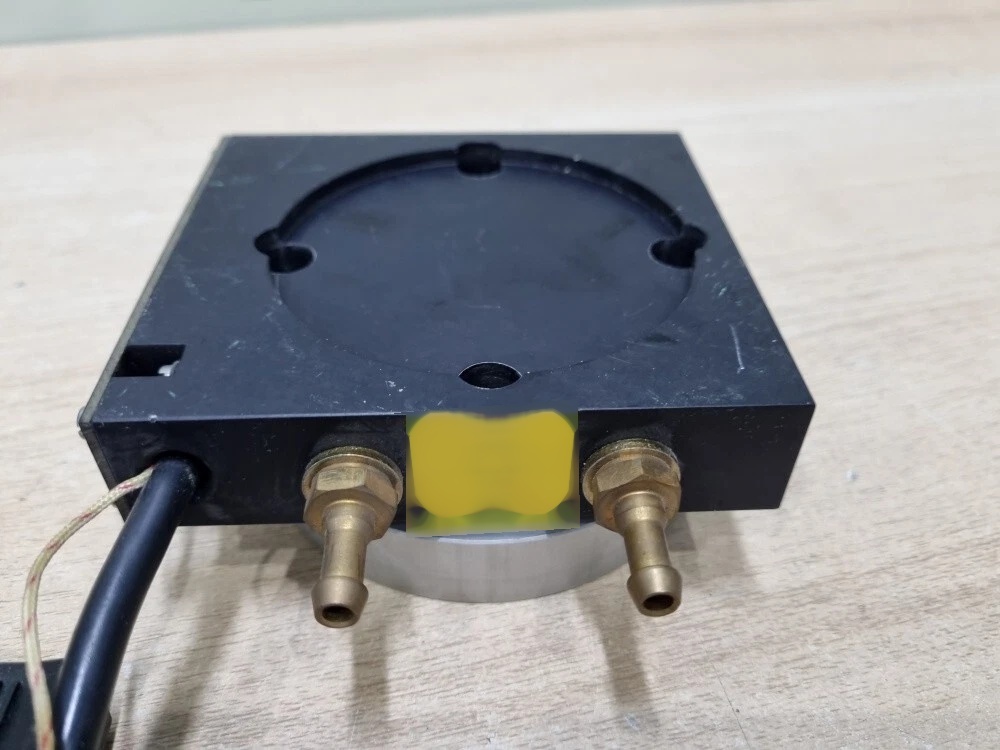 圖為 已使用的 GRASEBY SPECAC Heated Platens 待售