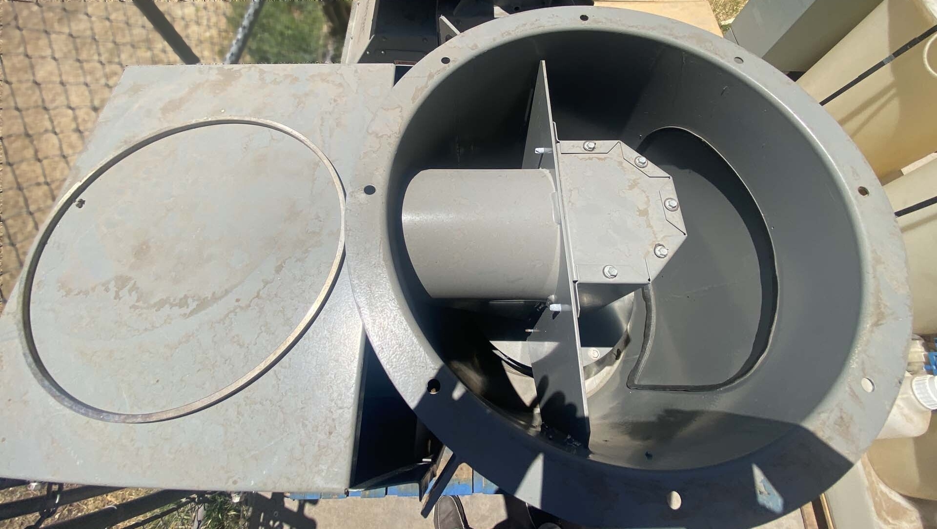 Foto Verwendet GREENHECK VK-H-12-M30-X / Vector I Zum Verkauf