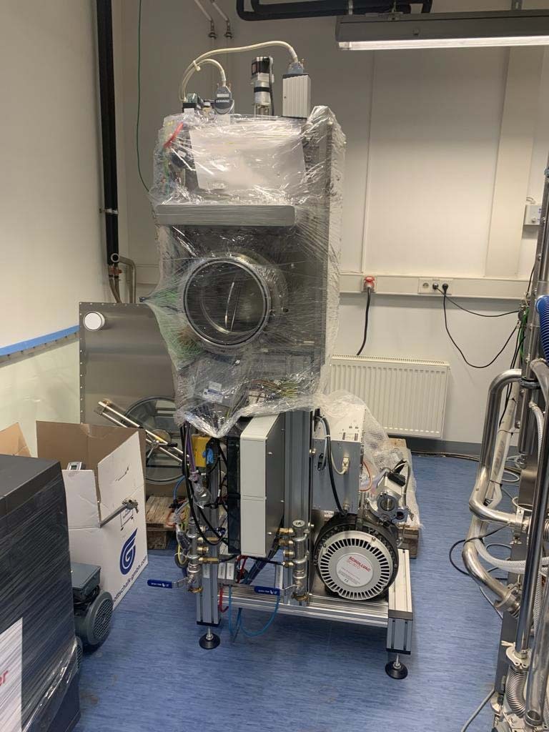 Photo Used GS / LEYBOLD UNIVEX 350 G For Sale