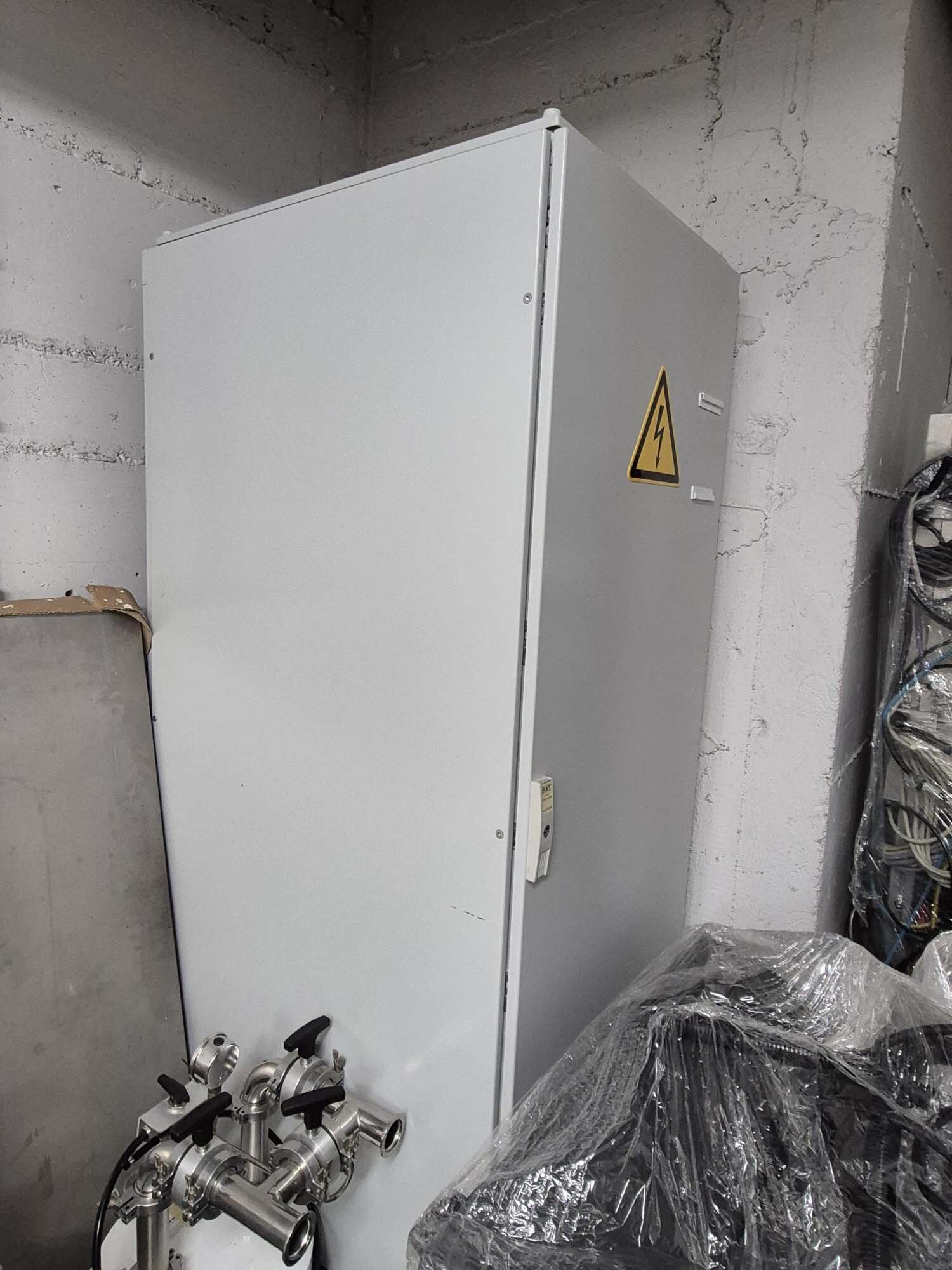 Photo Used GS / LEYBOLD UNIVEX 350 G For Sale
