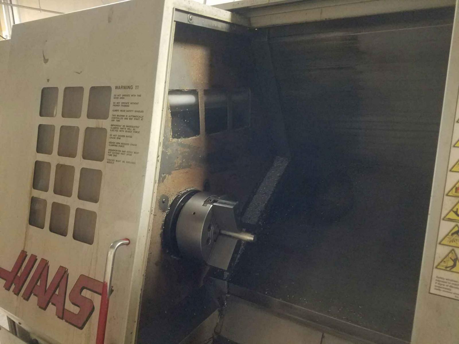 Photo Used HAAS VF-3 For Sale