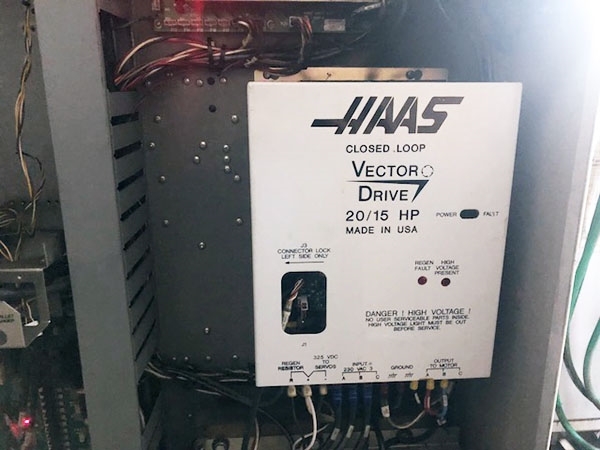 Photo Used HAAS VF-4 For Sale