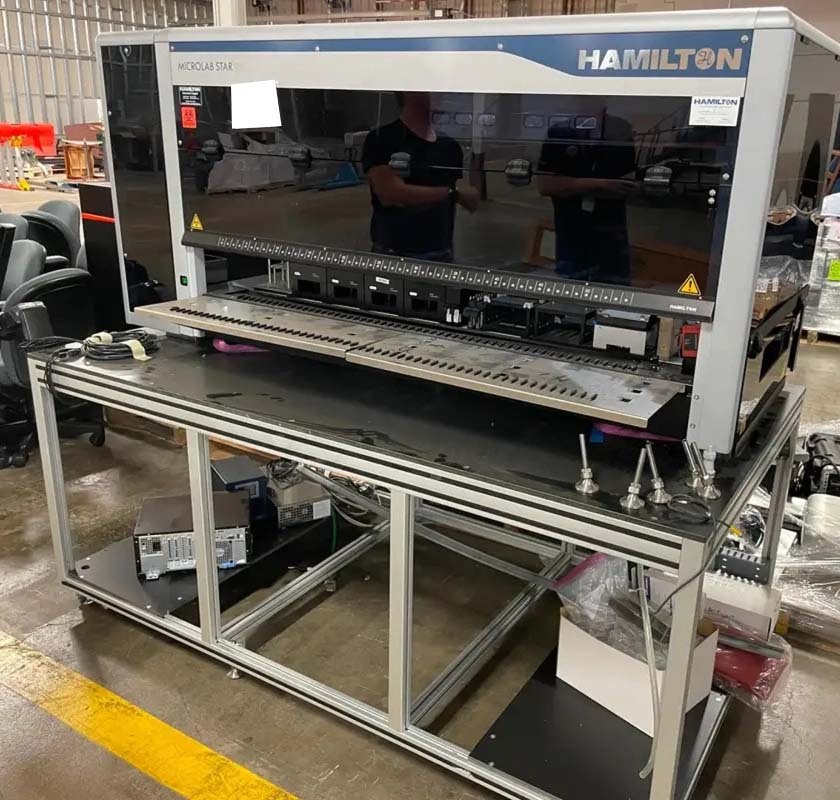 Foto Verwendet HAMILTON ROBOTICS MicroLab STAR Zum Verkauf