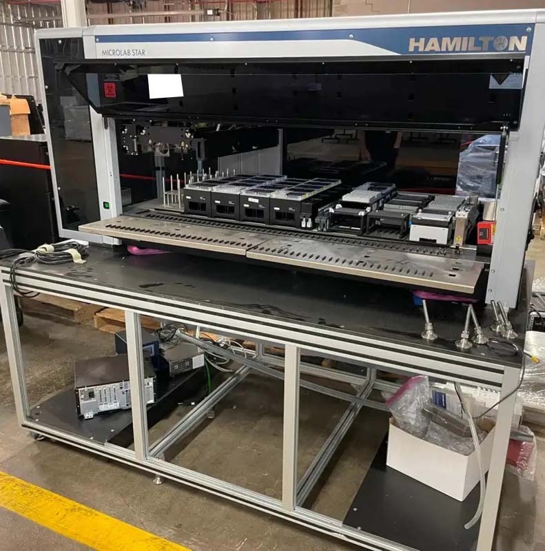 Foto Verwendet HAMILTON ROBOTICS MicroLab STAR Zum Verkauf