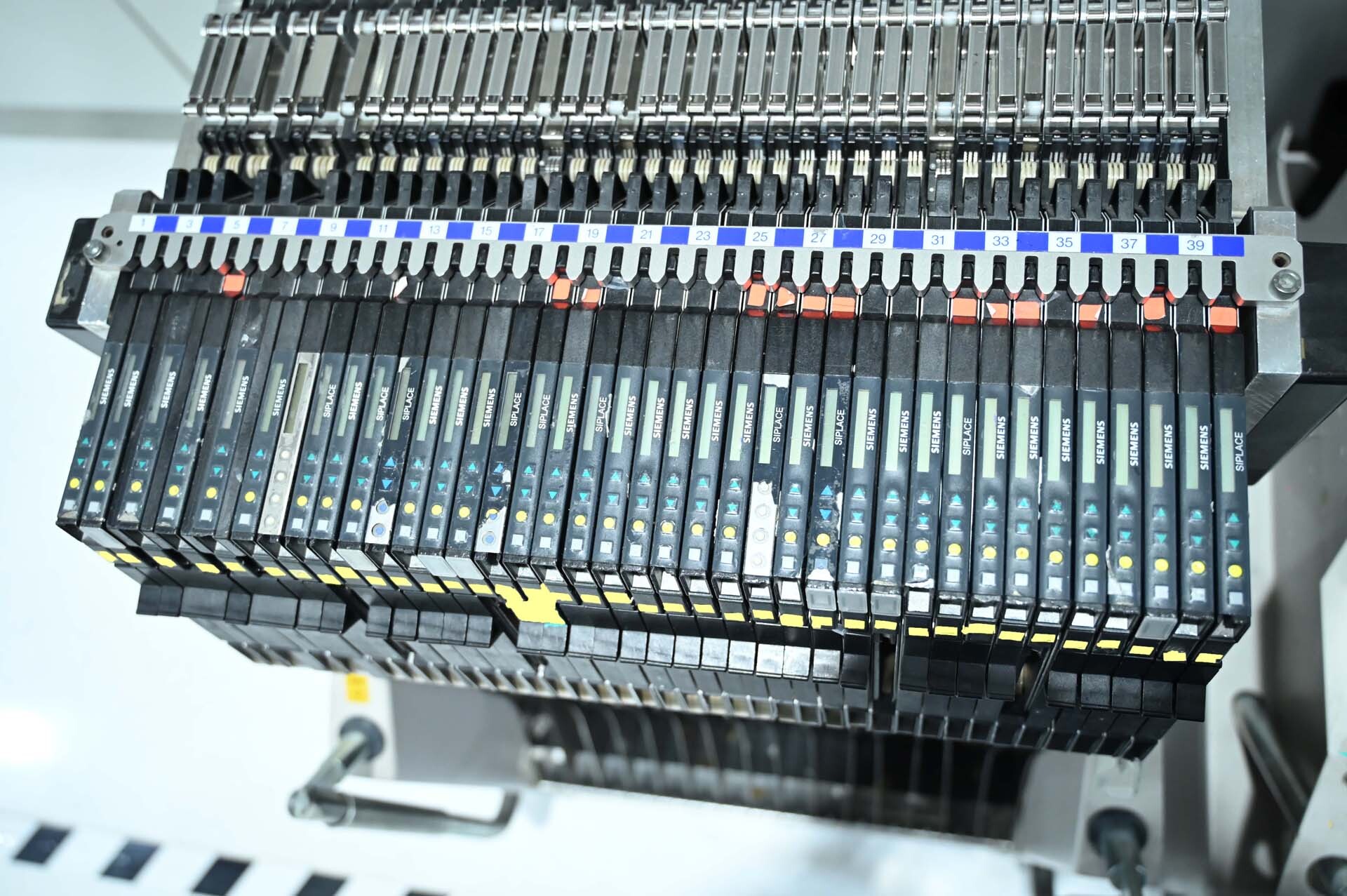 圖為 已使用的 HELLER HLR-1913-03 待售