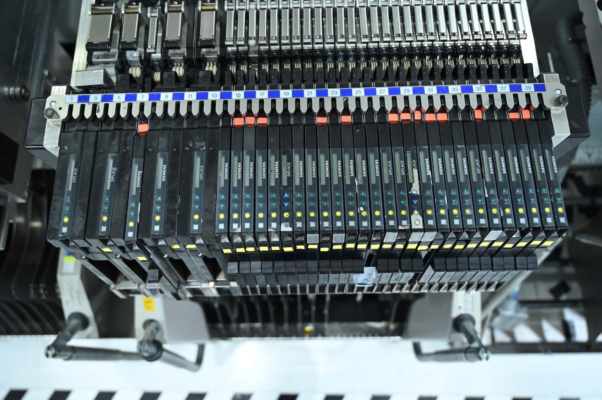 圖為 已使用的 HELLER HLR-1913-03 待售