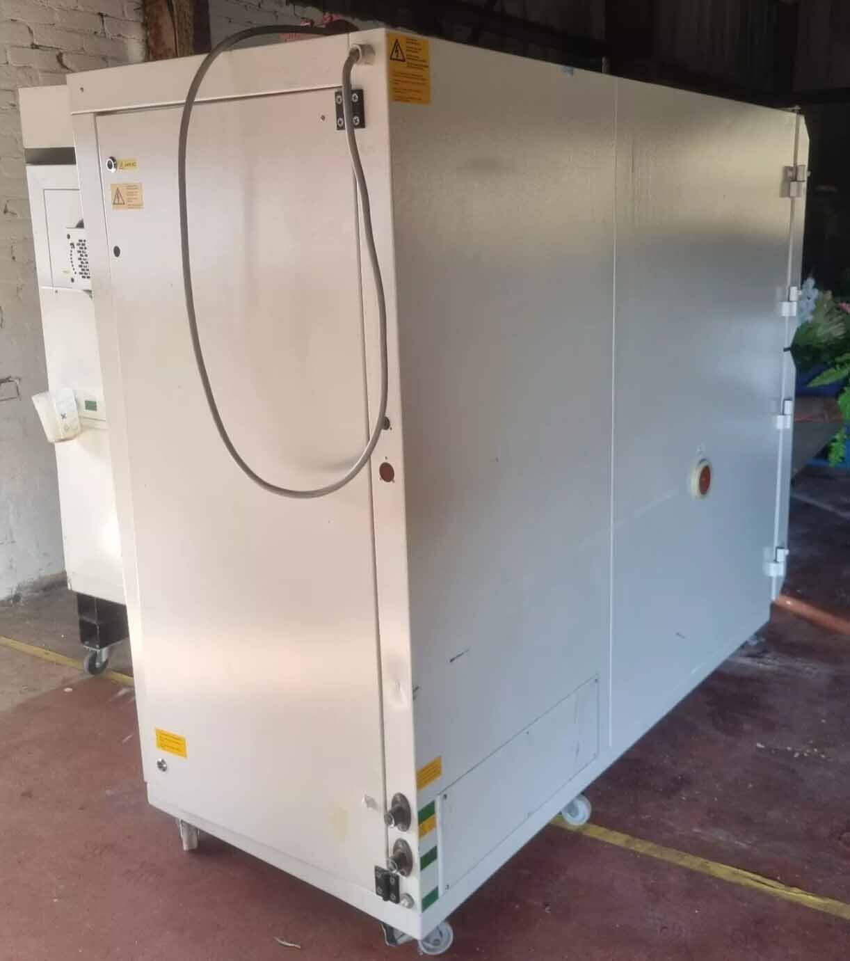 图为 已使用的 HERAEUS / VOTSCH HT 7012S2 待售