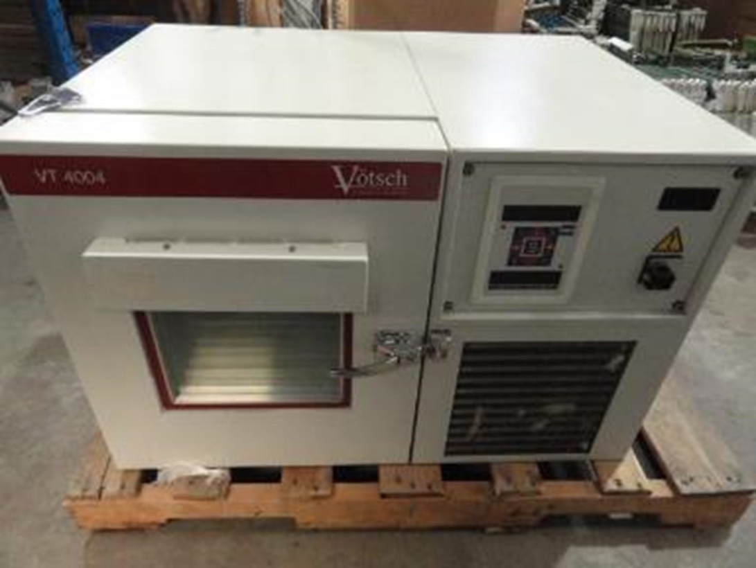 Photo Used HERAEUS / VOTSCH VT 4004 For Sale