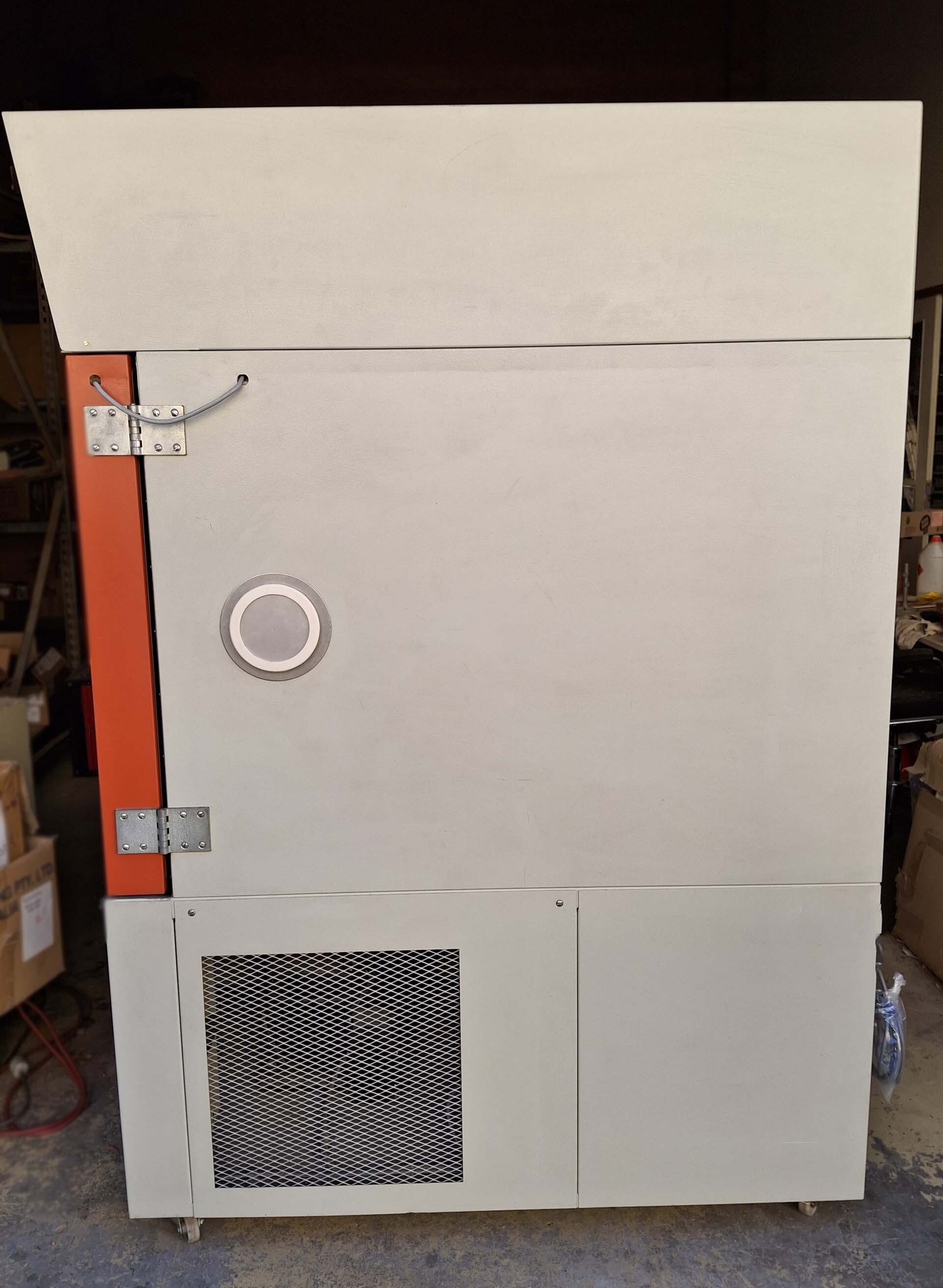 Foto Verwendet HERAEUS / VOTSCH VTRK 300 Zum Verkauf