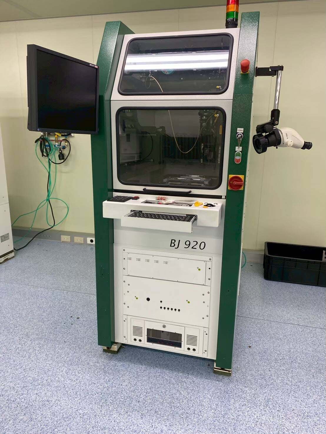 Photo Used HESSE & KNIPPS Bondjet 920 For Sale