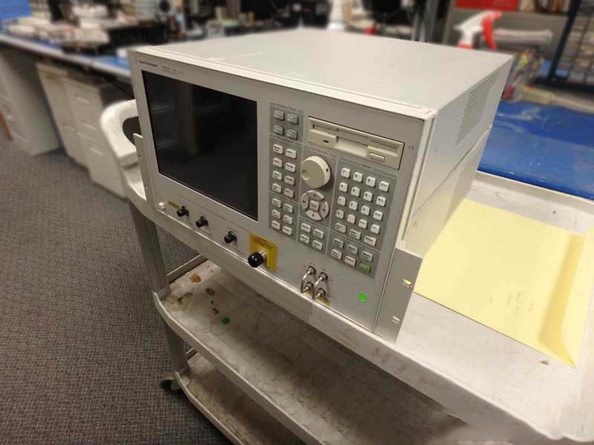 Photo Used AGILENT / HP / HEWLETT-PACKARD / KEYSIGHT E5052A For Sale