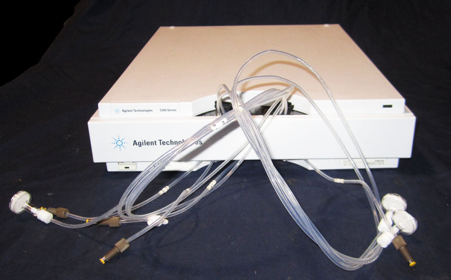 Photo Used AGILENT / HP / HEWLETT-PACKARD / KEYSIGHT 1200 Series G1379B For Sale