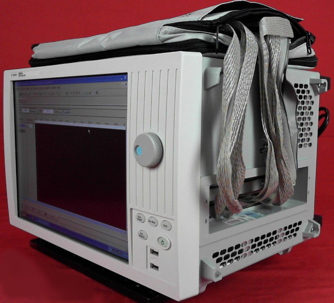 Photo Used AGILENT / HP / HEWLETT-PACKARD / KEYSIGHT 16821A For Sale