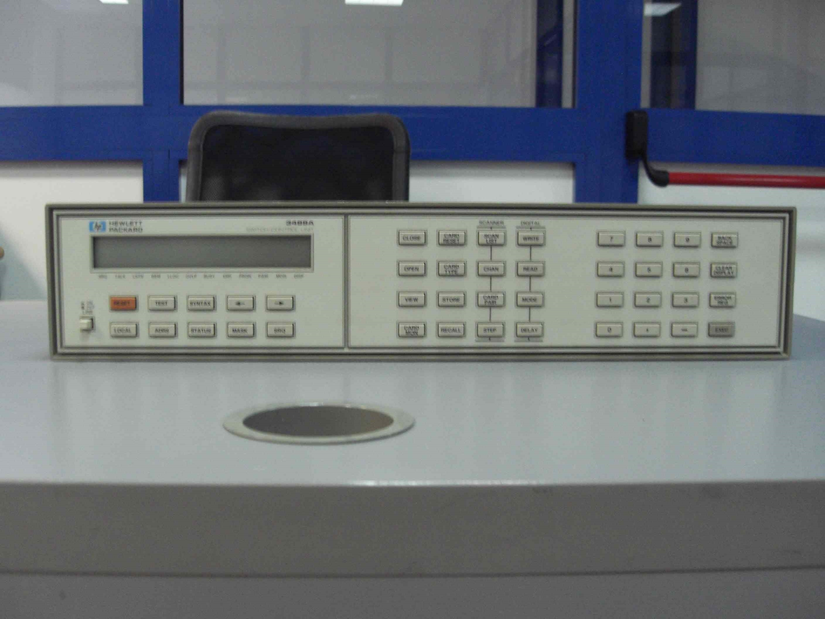 Photo Utilisé AGILENT / HP / HEWLETT-PACKARD / KEYSIGHT 3488A À vendre