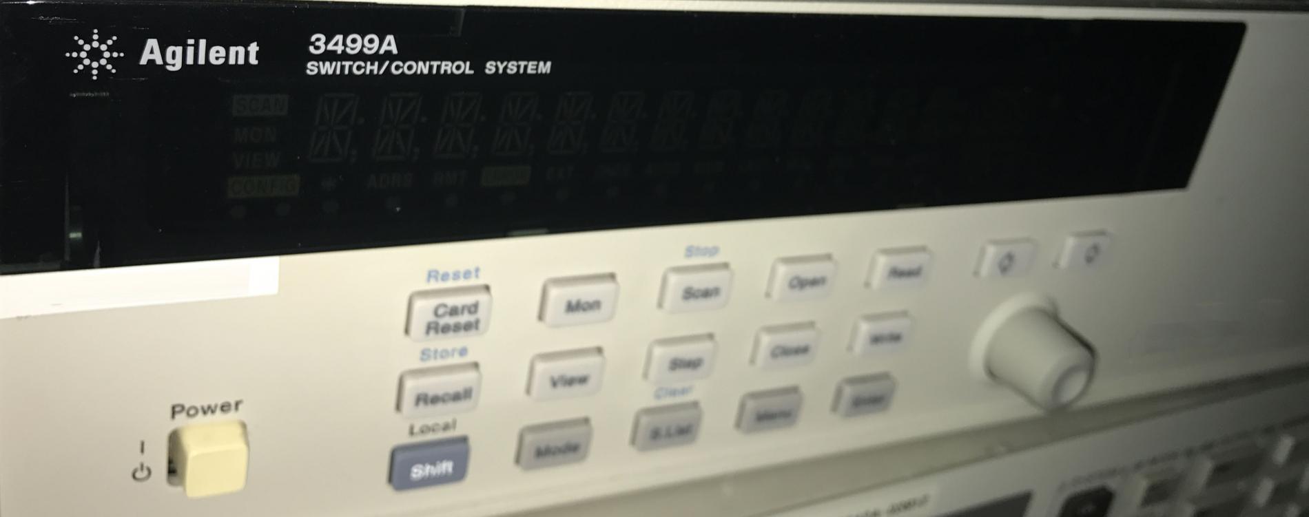 Photo Utilisé AGILENT / HP / HEWLETT-PACKARD / KEYSIGHT 3499A À vendre