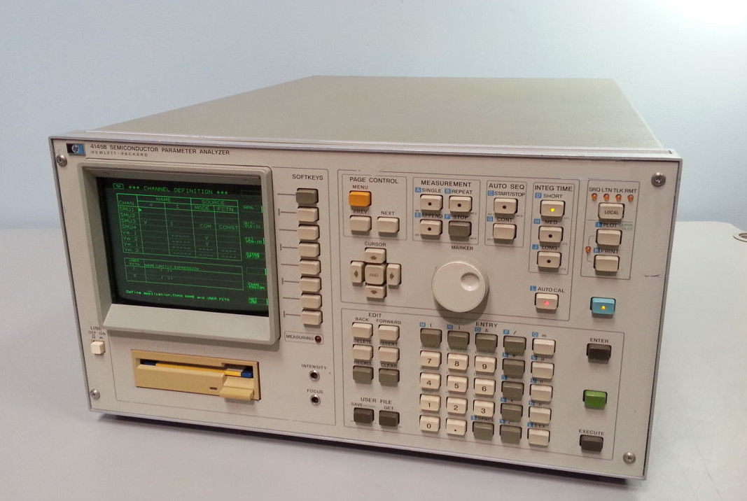 Photo Utilisé AGILENT / HP / HEWLETT-PACKARD / KEYSIGHT 4145B À vendre