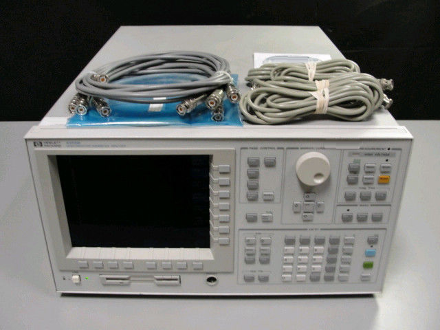 Foto Verwendet AGILENT / HP / HEWLETT-PACKARD / KEYSIGHT 4155B Zum Verkauf