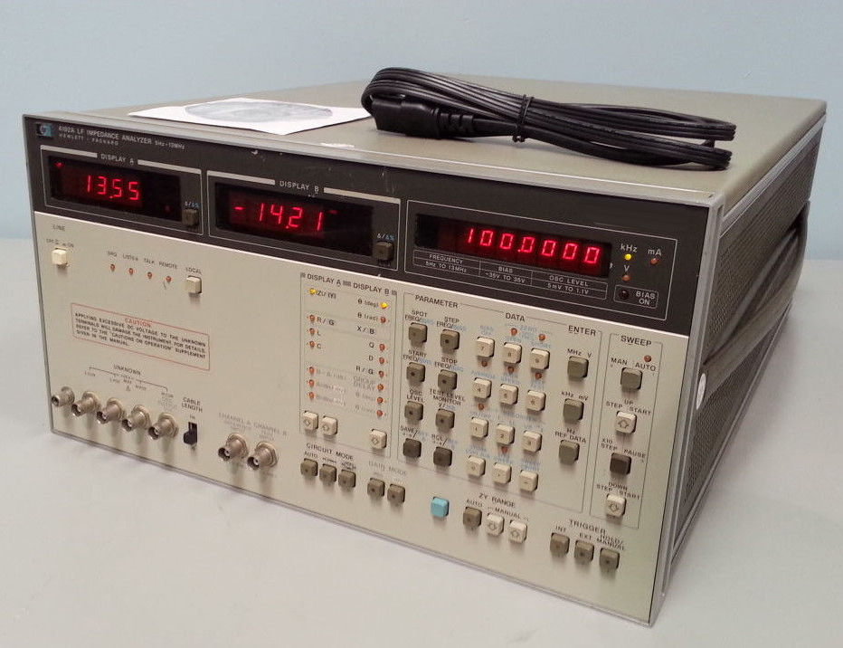 Photo Used AGILENT / HP / HEWLETT-PACKARD / KEYSIGHT 4192A For Sale