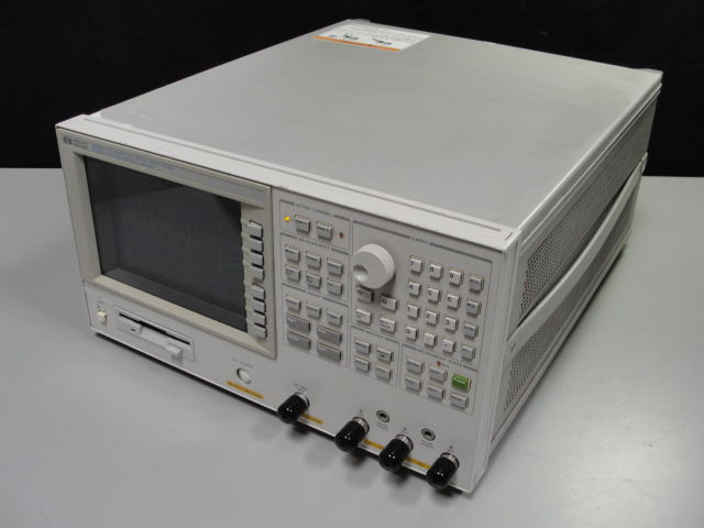 Photo Used AGILENT / HP / HEWLETT-PACKARD / KEYSIGHT 4395A For Sale