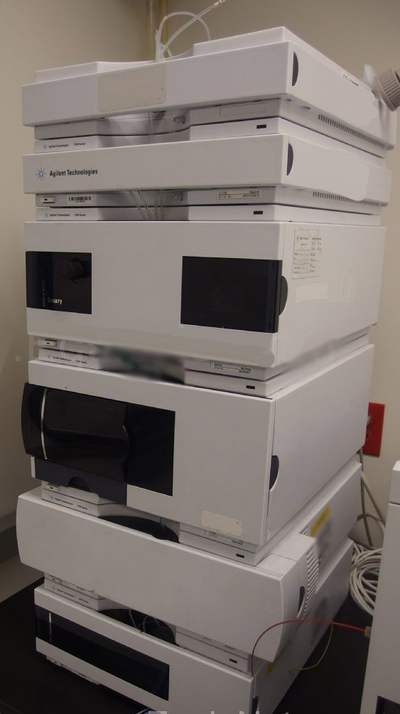 Photo Utilisé AGILENT / HP / HEWLETT-PACKARD / KEYSIGHT 6120 À vendre