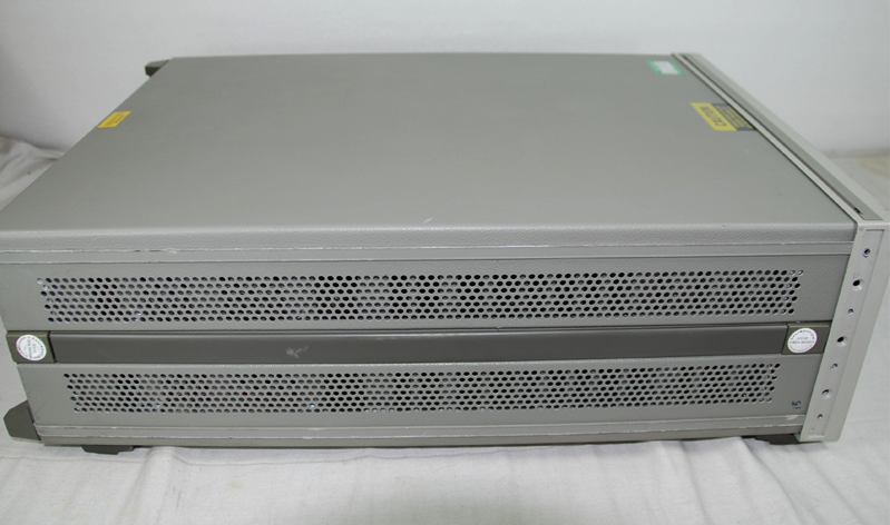 Photo Utilisé AGILENT / HP / HEWLETT-PACKARD / KEYSIGHT 83630A À vendre