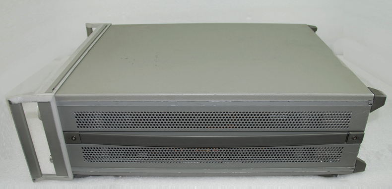 Foto Verwendet AGILENT / HP / HEWLETT-PACKARD / KEYSIGHT 83630B Zum Verkauf