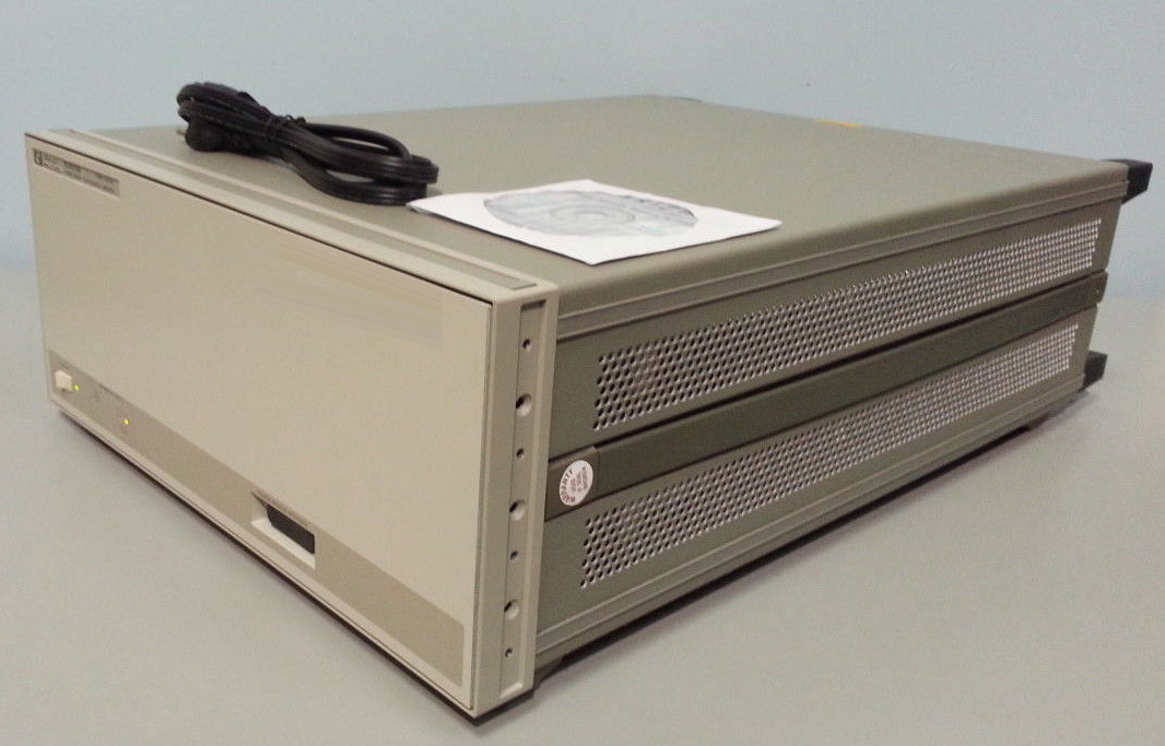 Photo Used AGILENT / HP / HEWLETT-PACKARD / KEYSIGHT 83651B For Sale