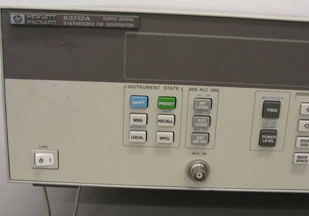 圖為 已使用的 AGILENT / HP / HEWLETT-PACKARD / KEYSIGHT 83712A 待售