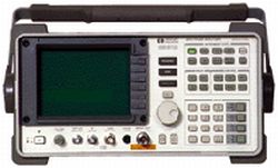 Foto Verwendet AGILENT / HP / HEWLETT-PACKARD / KEYSIGHT 8561B Zum Verkauf