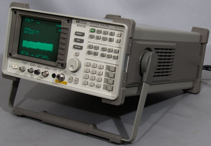 사진 사용됨 AGILENT / HP / HEWLETT-PACKARD / KEYSIGHT 8563E 판매용