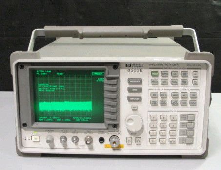 Photo Used AGILENT / HP / HEWLETT-PACKARD / KEYSIGHT 8563E For Sale