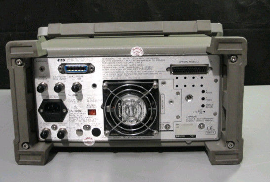 사진 사용됨 AGILENT / HP / HEWLETT-PACKARD / KEYSIGHT 8563E 판매용