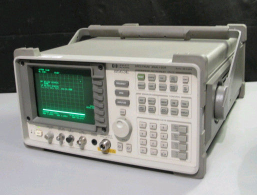 Photo Used AGILENT / HP / HEWLETT-PACKARD / KEYSIGHT 8563E For Sale