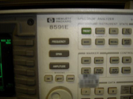 Photo Used AGILENT / HP / HEWLETT-PACKARD / KEYSIGHT 8591E For Sale