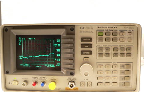 图为 已使用的 AGILENT / HP / HEWLETT-PACKARD / KEYSIGHT 8592A 待售