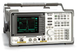 Photo Utilisé AGILENT / HP / HEWLETT-PACKARD / KEYSIGHT 8596E À vendre