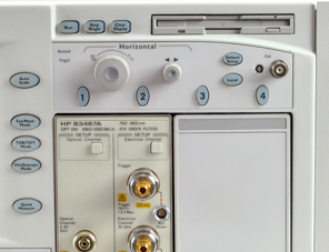 Photo Used AGILENT / HP / HEWLETT-PACKARD / KEYSIGHT 86100B For Sale