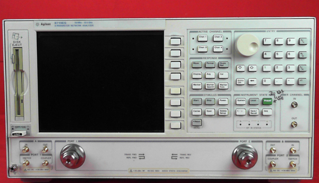 Photo Used AGILENT / HP / HEWLETT-PACKARD / KEYSIGHT 8719ES For Sale