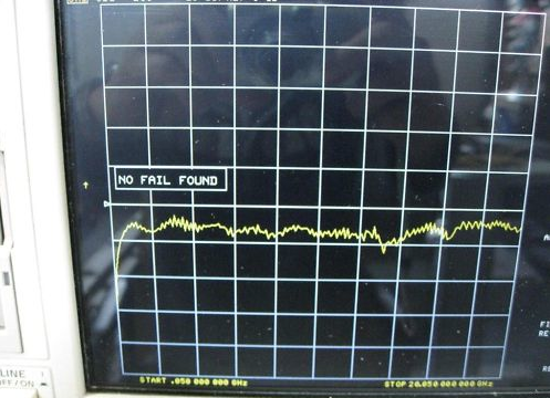 图为 已使用的 AGILENT / HP / HEWLETT-PACKARD / KEYSIGHT 8720D 待售