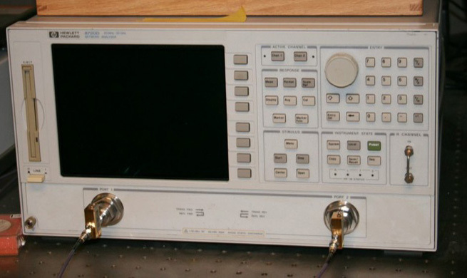 Photo Used AGILENT / HP / HEWLETT-PACKARD / KEYSIGHT 8720D For Sale