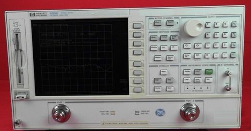 圖為 已使用的 AGILENT / HP / HEWLETT-PACKARD / KEYSIGHT 8722D 待售