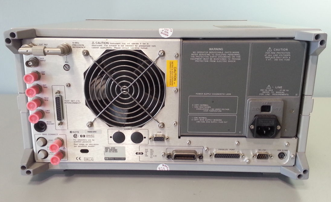 Photo Used AGILENT / HP / HEWLETT-PACKARD / KEYSIGHT 8722D For Sale