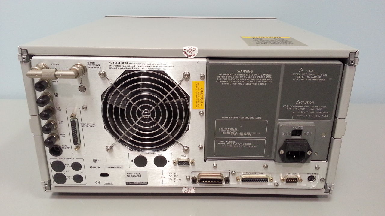 Photo Used AGILENT / HP / HEWLETT-PACKARD / KEYSIGHT 8722ES For Sale