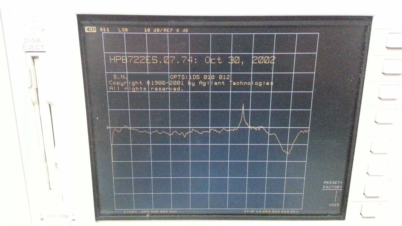 Foto Verwendet AGILENT / HP / HEWLETT-PACKARD / KEYSIGHT 8722ES Zum Verkauf