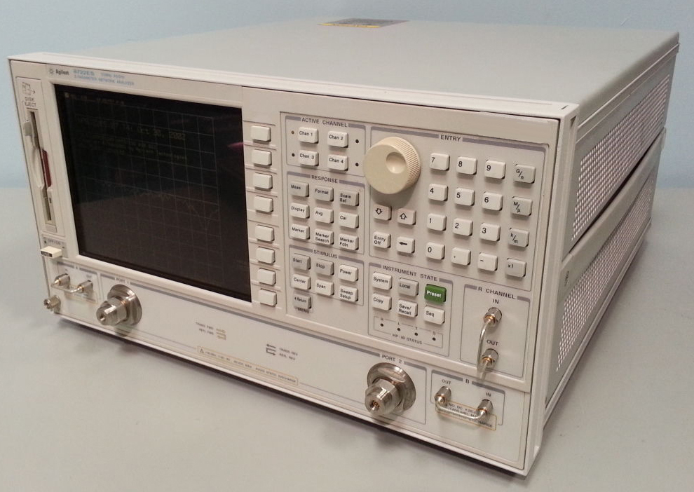 Photo Used AGILENT / HP / HEWLETT-PACKARD / KEYSIGHT 8722ES For Sale